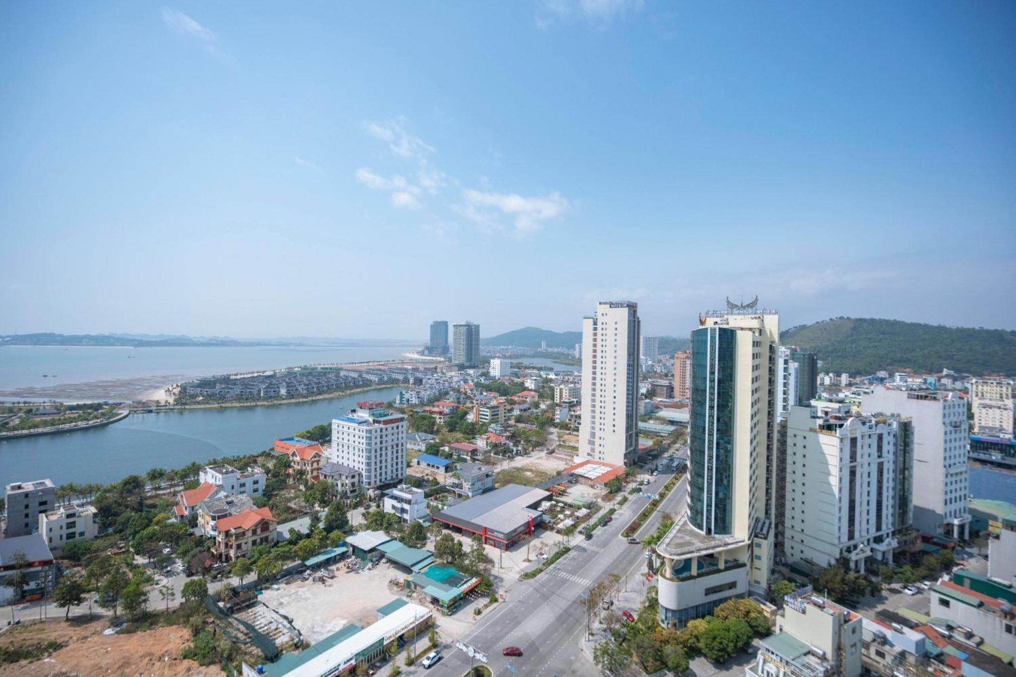 Homestay Sea View Newlife Halong. 하롱 외부 사진
